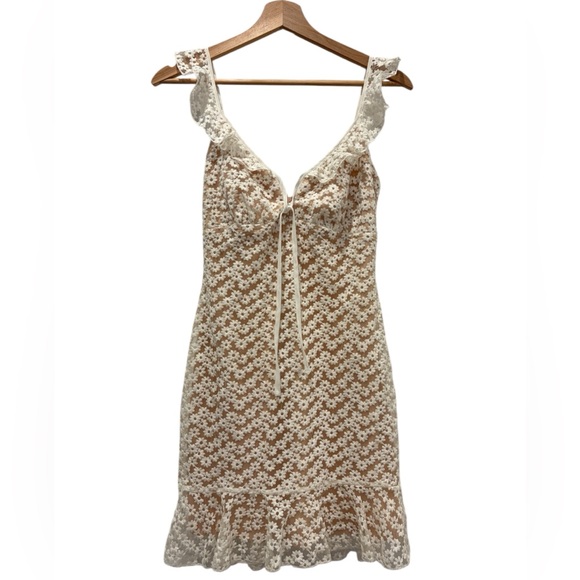 City Studio Dresses & Skirts - NWT City Studio White & Tan Floral Lace Soft Girl Mini Party Dress Size 3